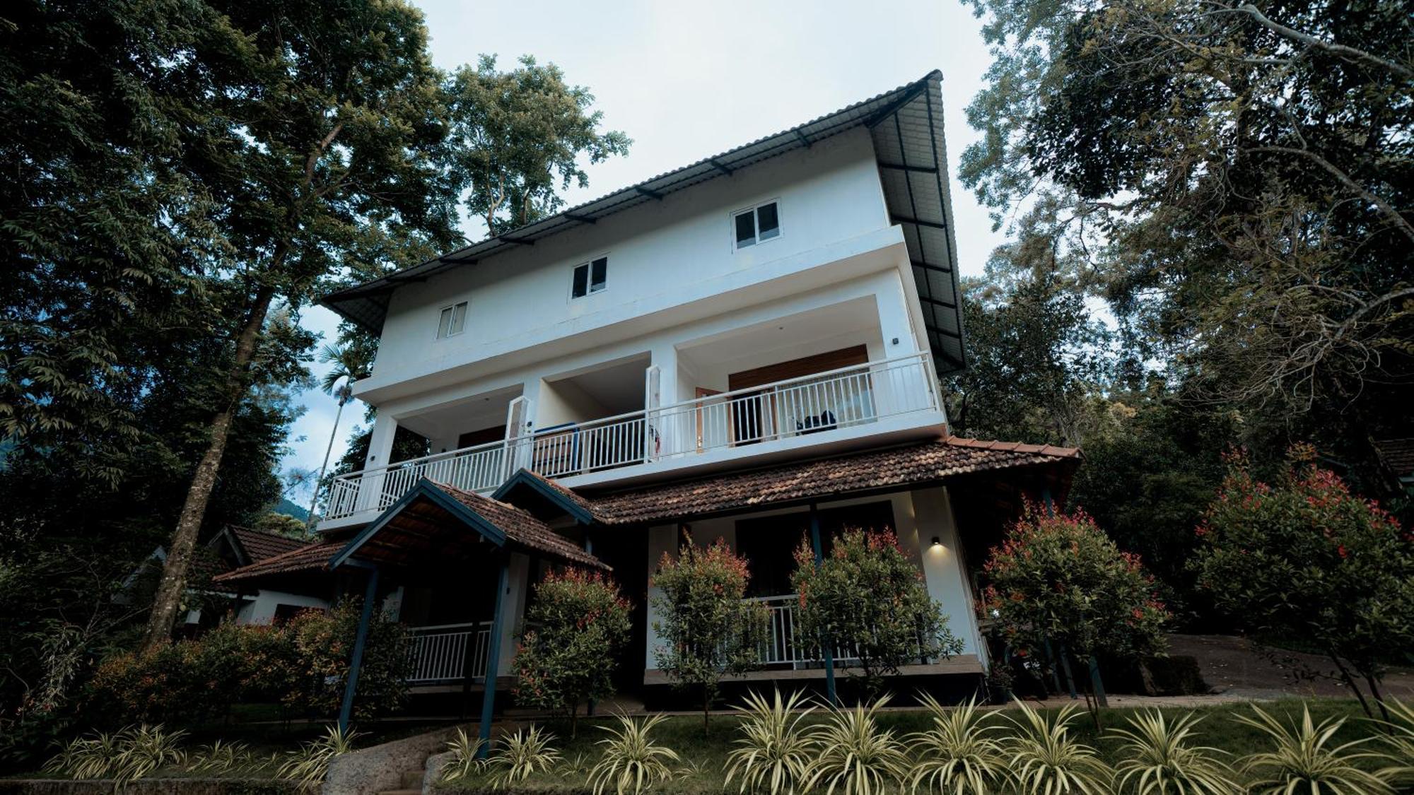 Vythiri Holiday Resort, Wayanad Exterior photo