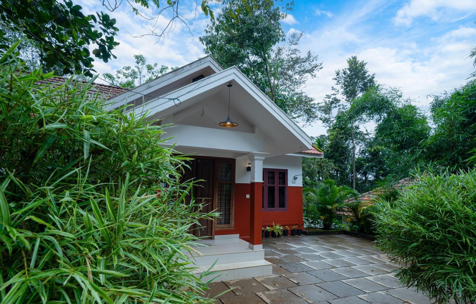 Vythiri Holiday Resort, Wayanad Exterior photo