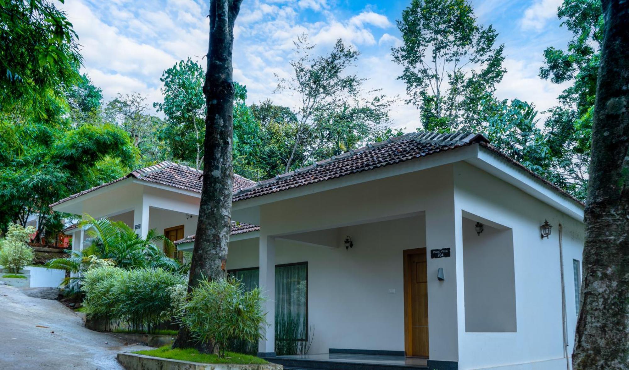 Vythiri Holiday Resort, Wayanad Exterior photo